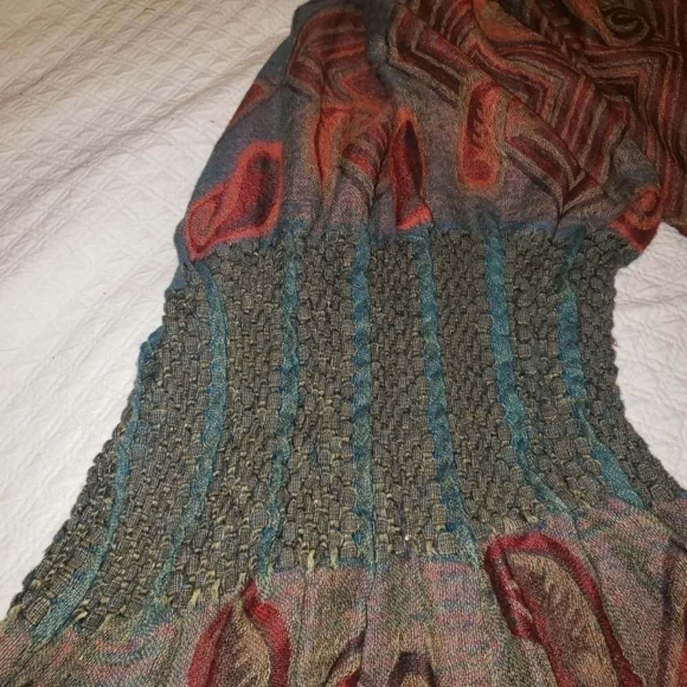 Ladies scarf earth tones‎